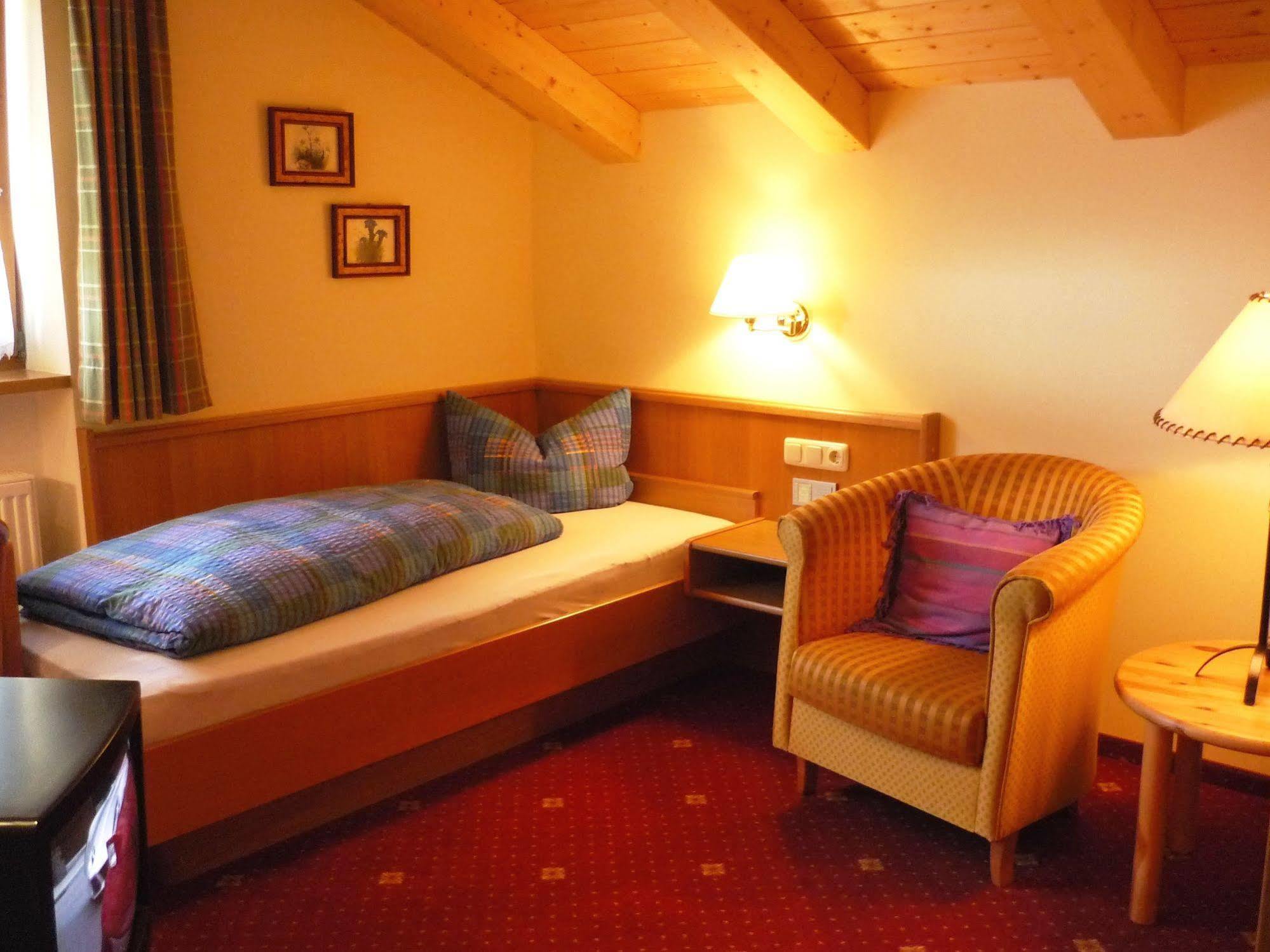 Hotel Gatterhof à Riezlern Extérieur photo